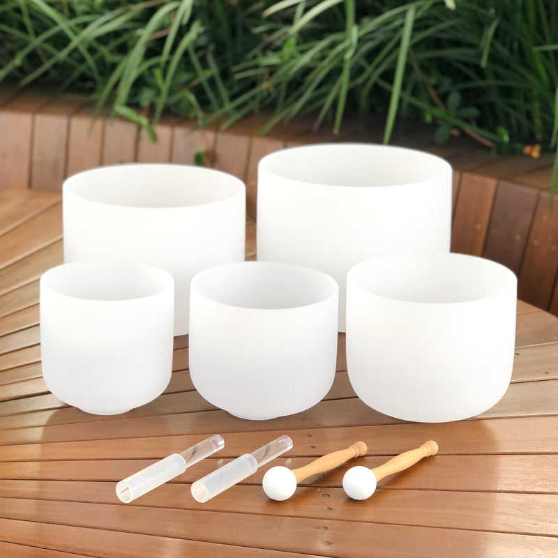 SHARP NOTES | Set of 5 White Sound Therapy Bowls in Beige Carry-On Cases