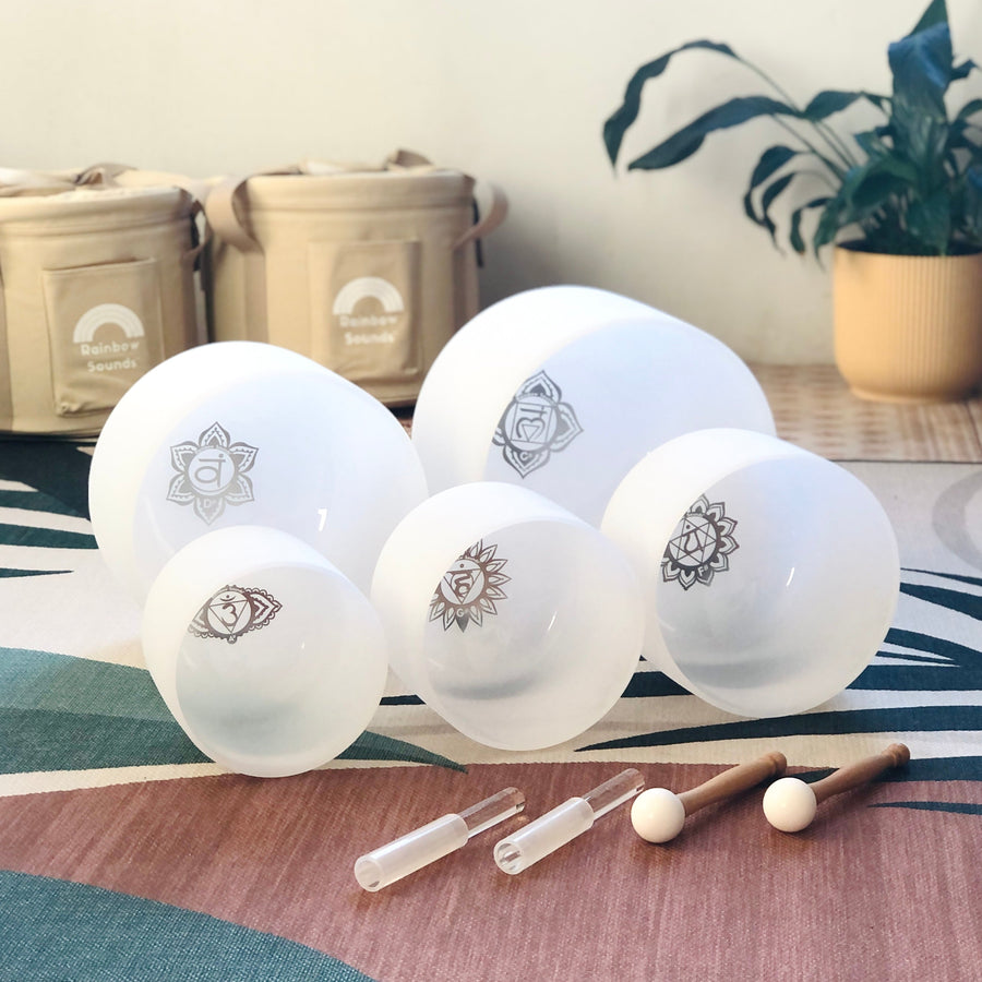 SHARP NOTES | Set of 5 White Sound Therapy Bowls in Beige Carry-On Cases